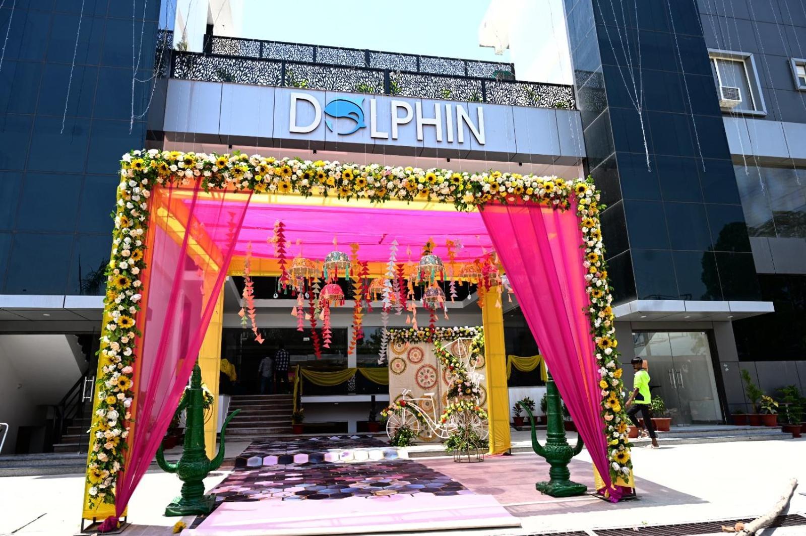 Hotel Dolphin Club Chinhat Exteriér fotografie