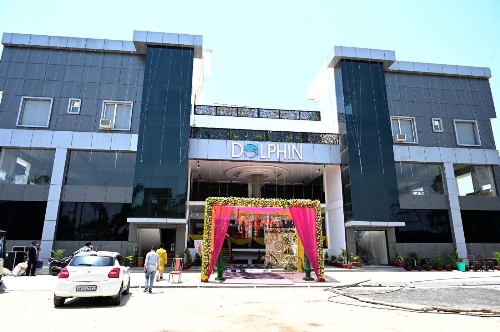 Hotel Dolphin Club Chinhat Exteriér fotografie